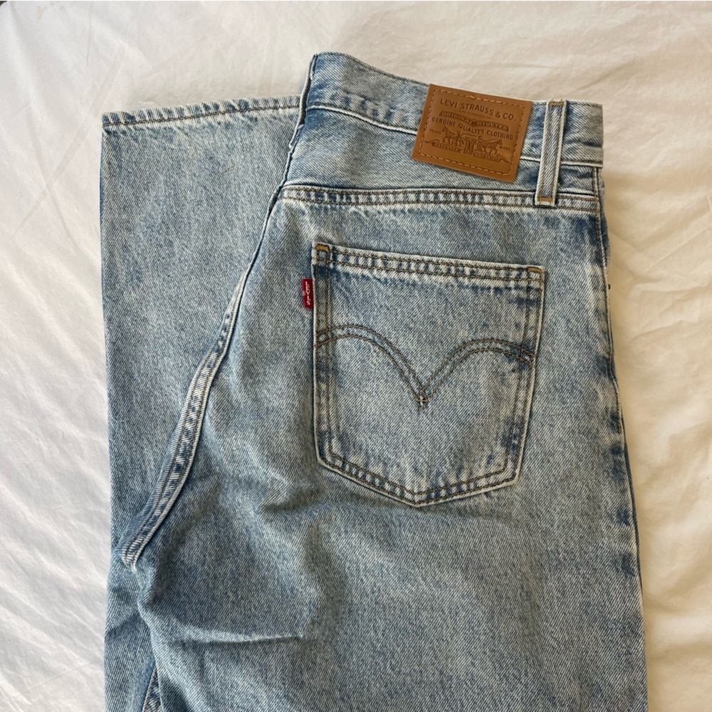 Levi’s Baggy Dad Straight Leg Jeans